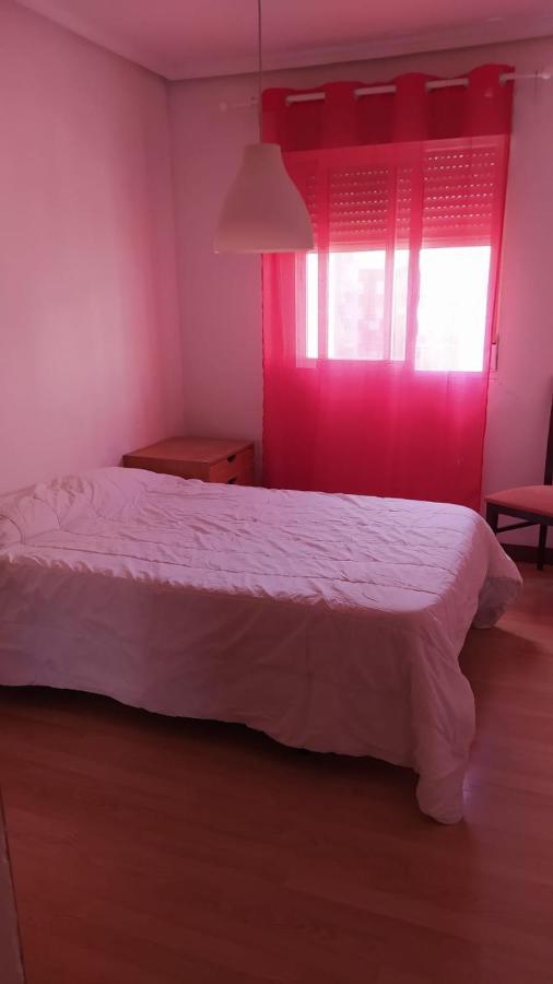 Apartamento De 3 Dormitorios Por Entrevias Madrid Ngoại thất bức ảnh